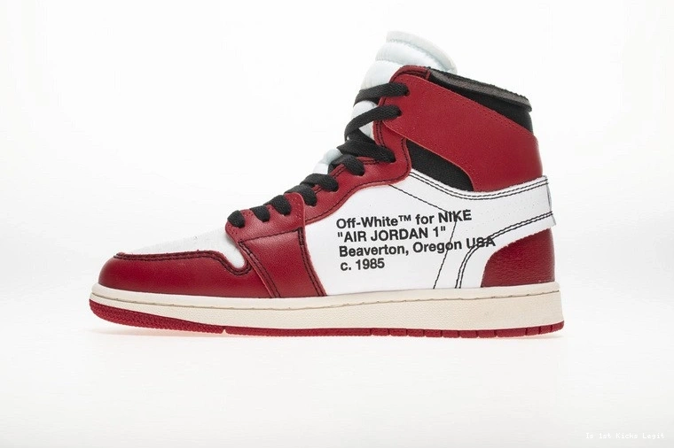 1 retro Jordan  chicago AA3834-101 NIKE Air OWT 0524